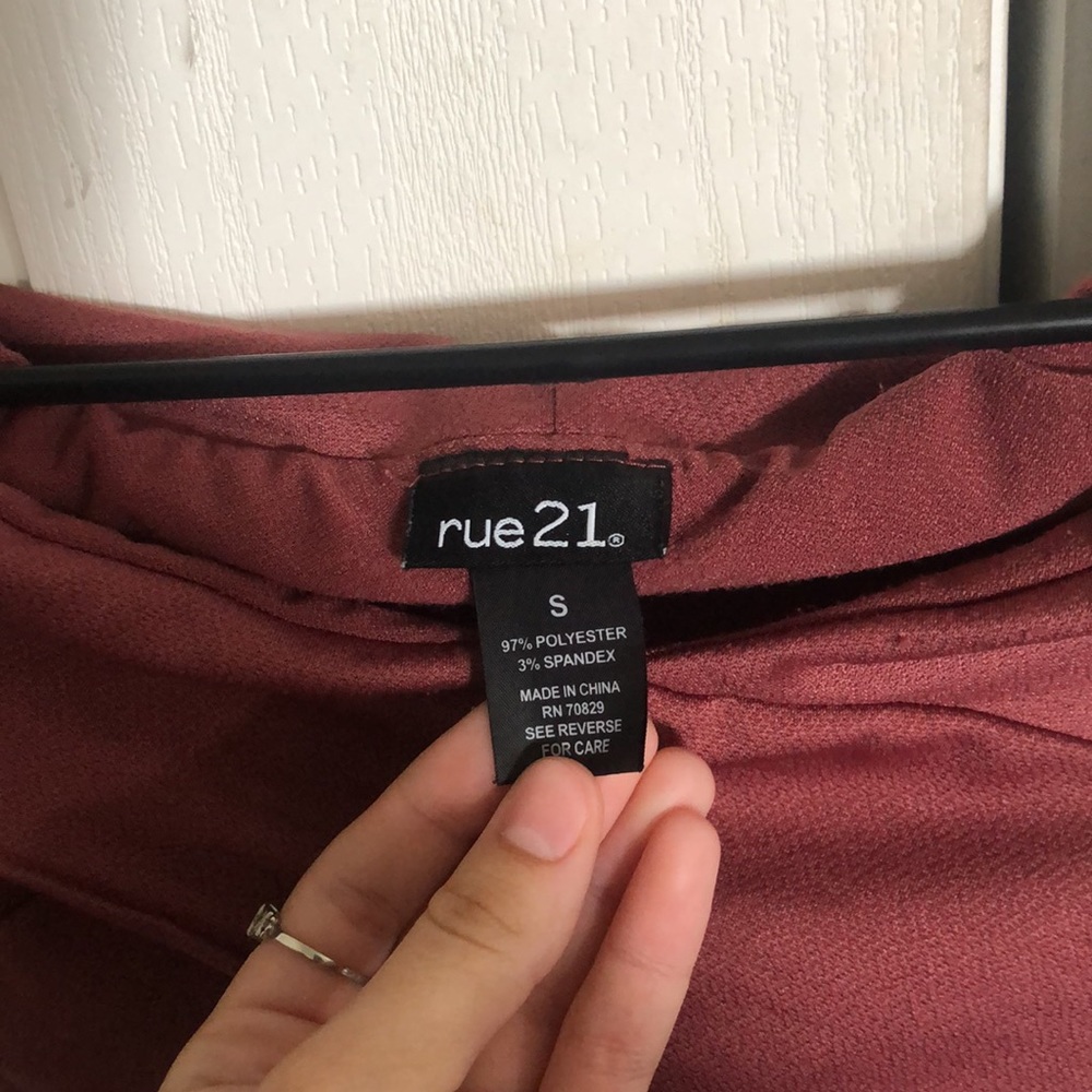 Off-shoulder Rue21 bodysuit - Picture 2 of 4